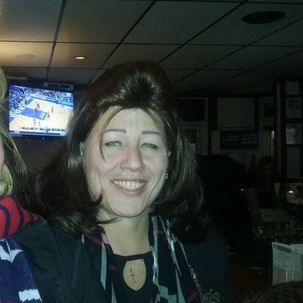 Meet your Posher, Laurie